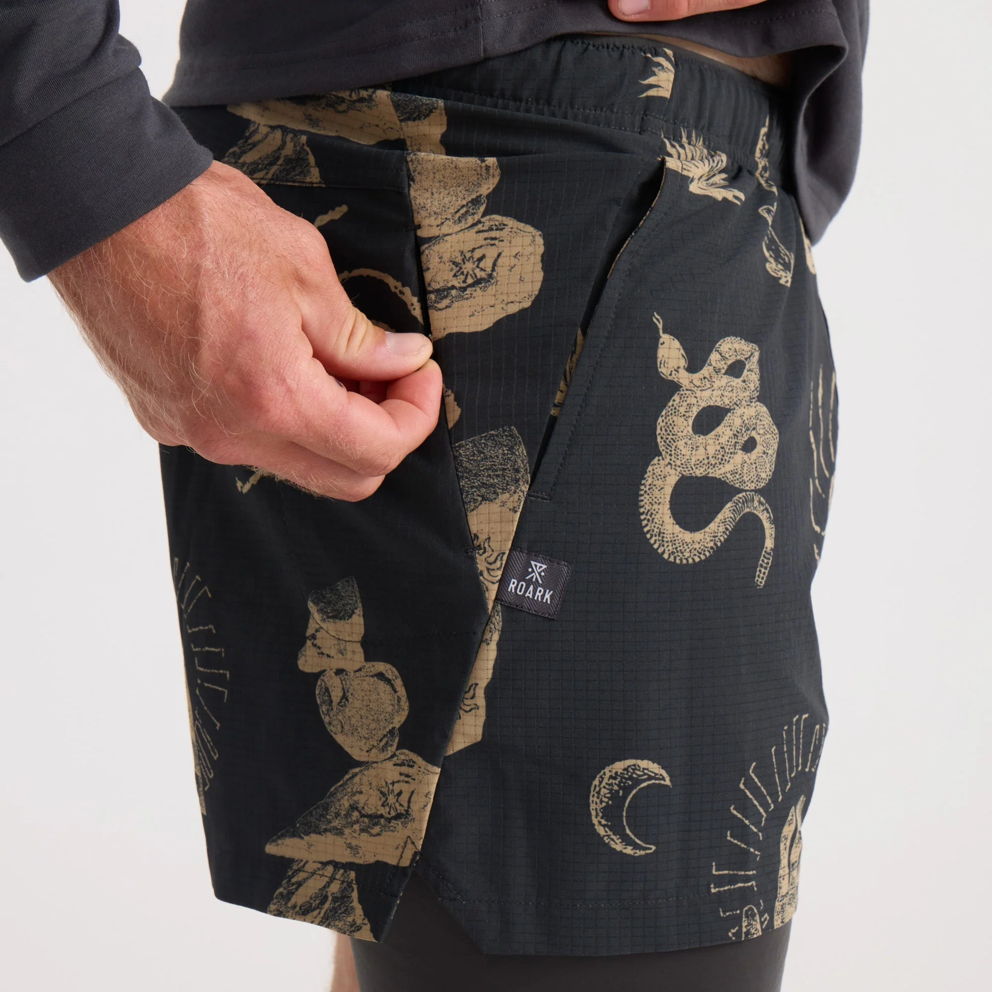 Bommer 3.5" Shorts - Onyx - Image 6