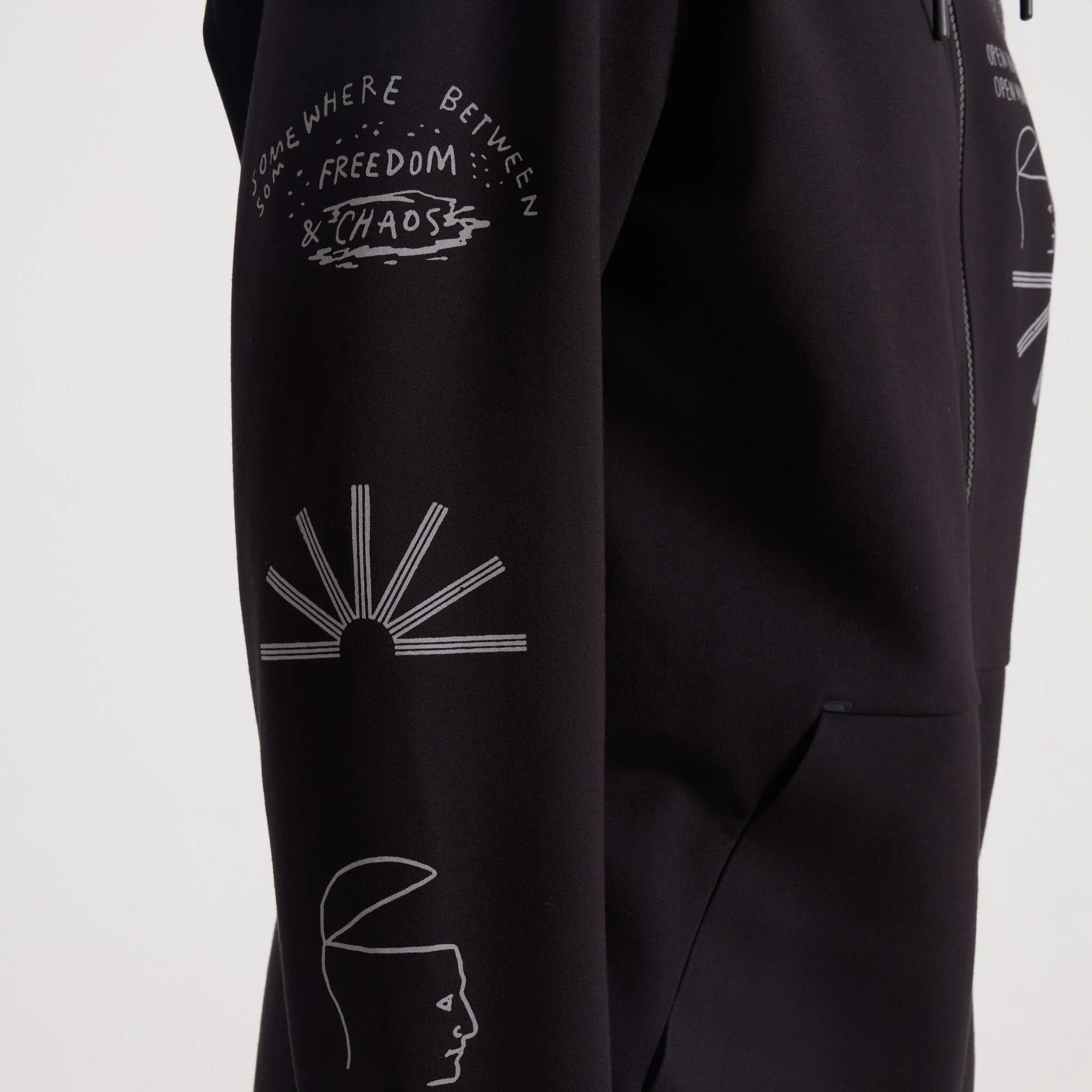 El Morro Zip Fleece 2.0 Hoodie - Black - Image 11