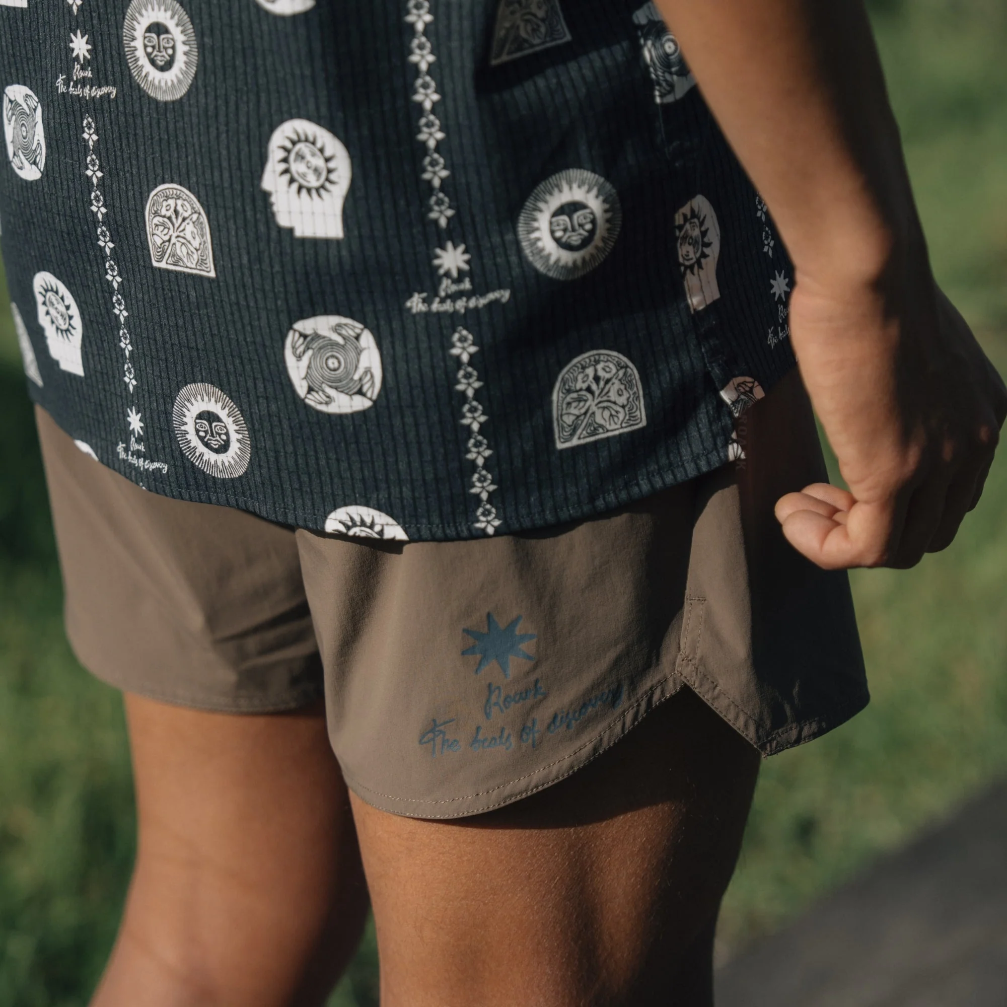 Alta 5" Shorts - Faded Brown - Image 3