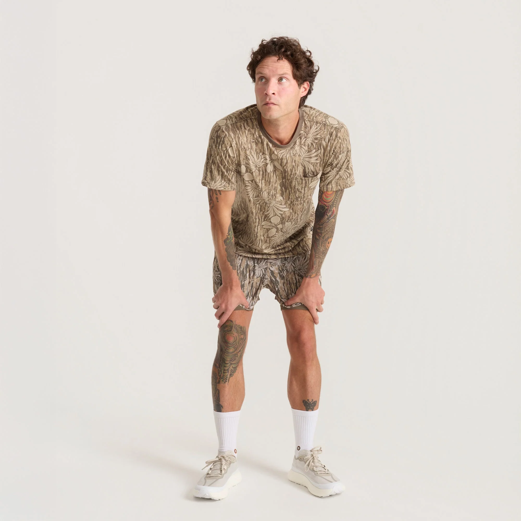 Mathis Active Tie Dye Pocket Short Sleeve Tee - Khaki Tie Dye - Image 9