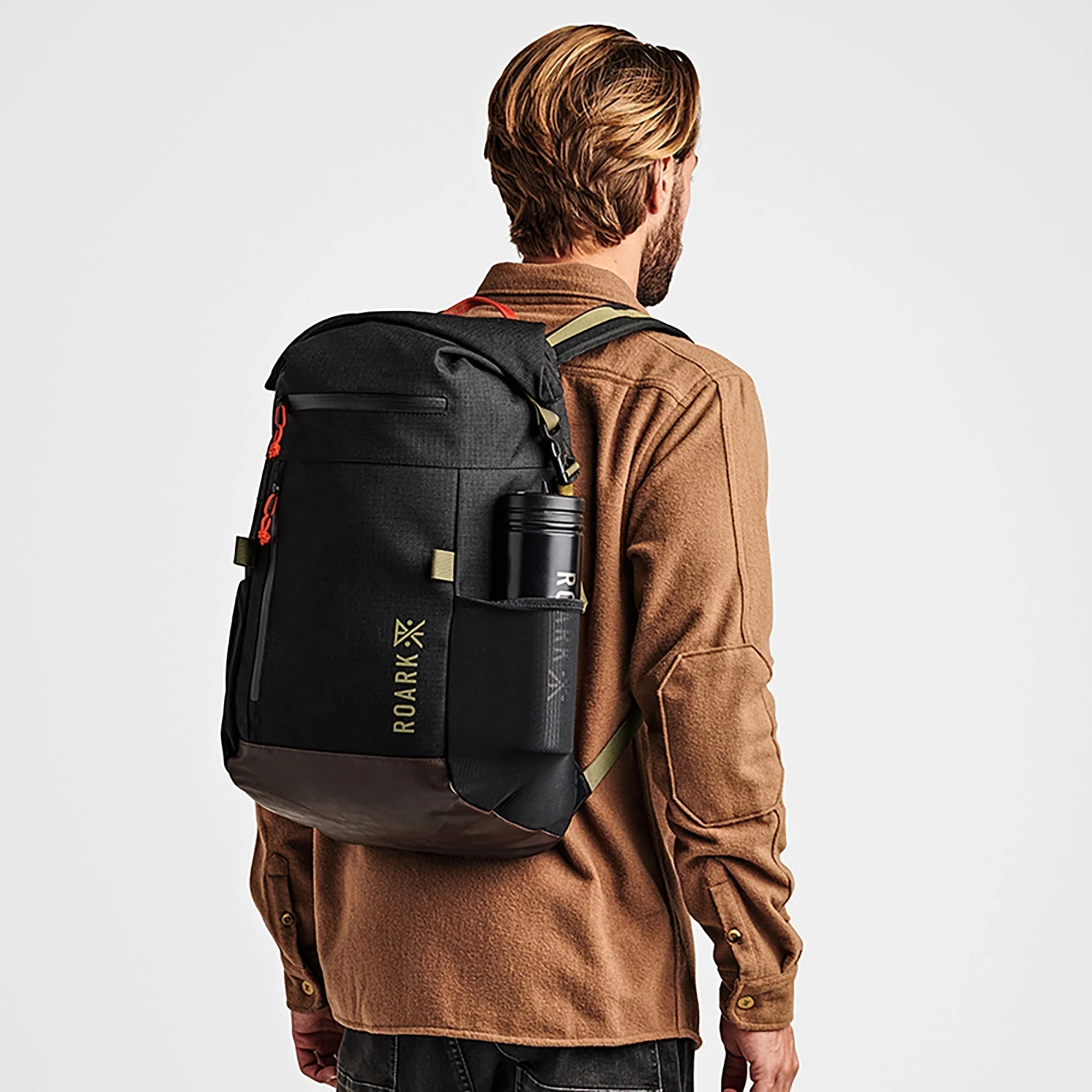 Passenger 27L 2.0 Bag - Black - Image 4