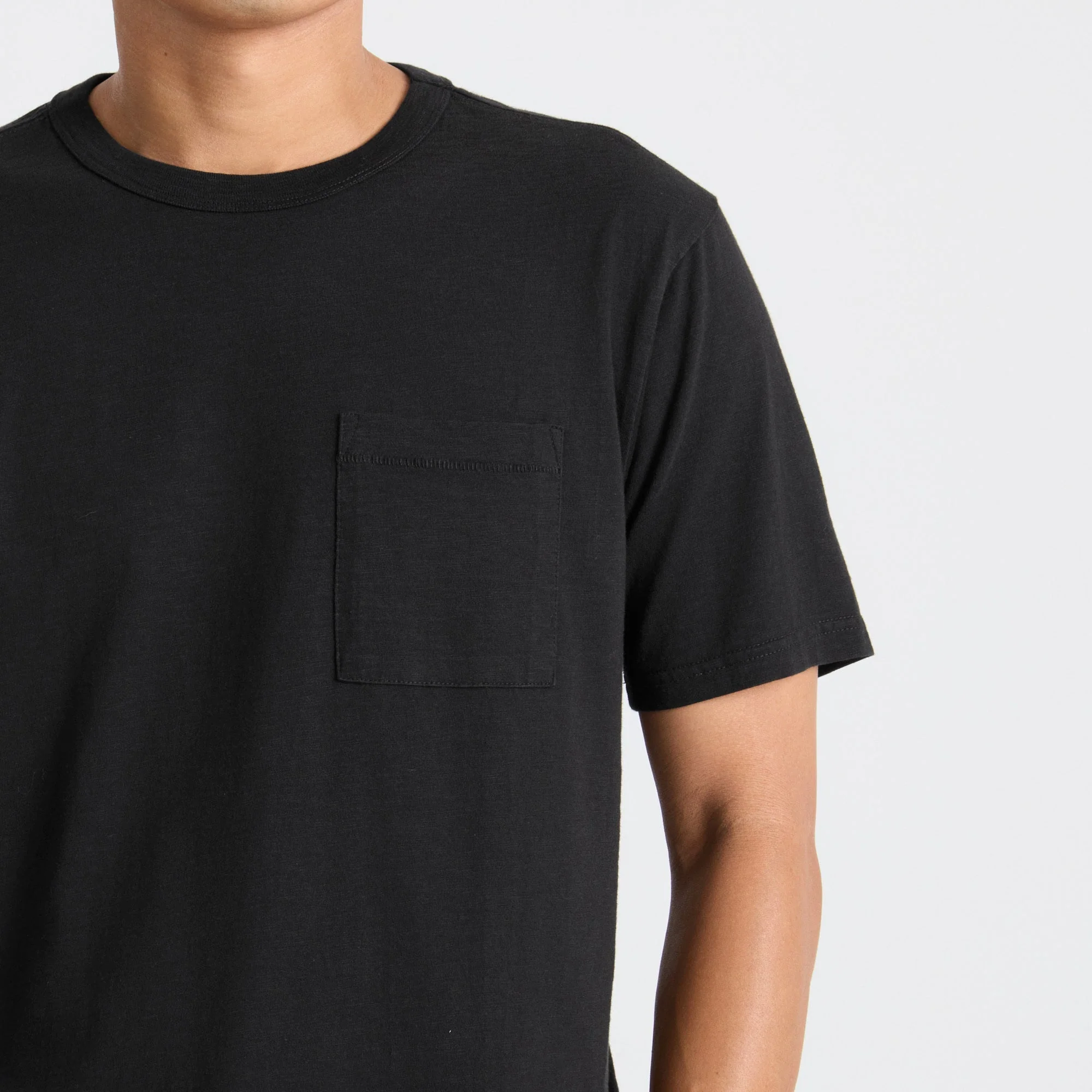 Well Worn Organic Short Sleeve T-Shirt - Black - Image 3